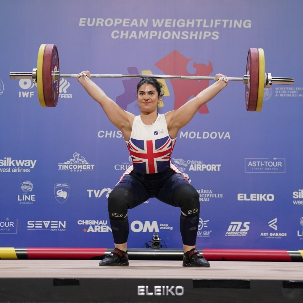 Bella Brown wins Snatch Bronze from Group B at the 2025 European Championships